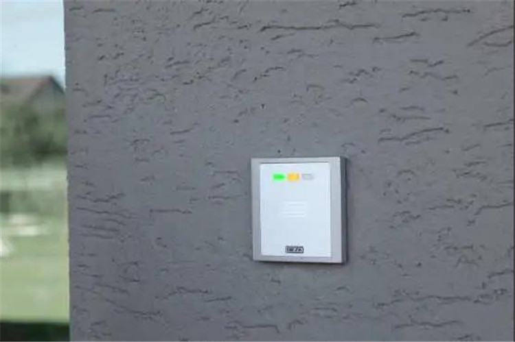 蓋澤自動門和門禁系統為學校組建無接觸安全通道