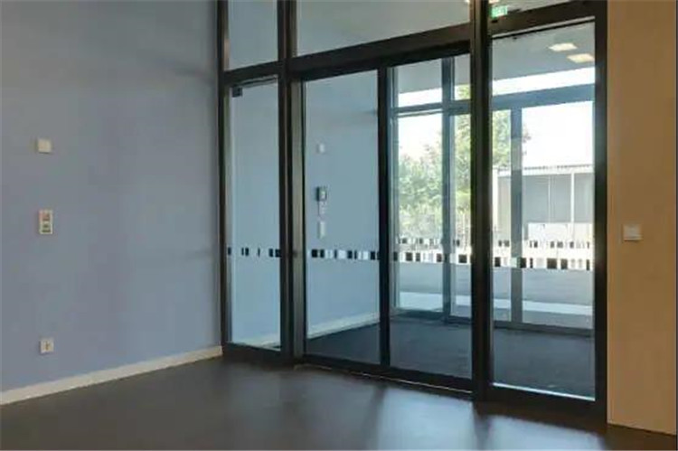 蓋澤自動門和門禁系統為學校組建無接觸安全通道