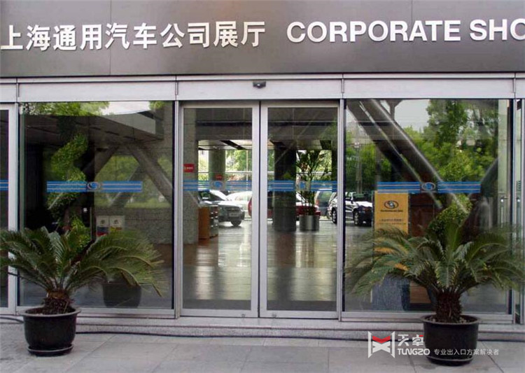 電動玻璃感應門優(yōu)點，為什么要使用自動平移門