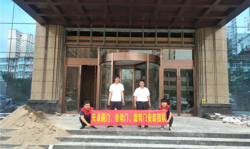 徽縣瑞豐酒店三翼自動旋轉門+地彈門組合，附圖紙