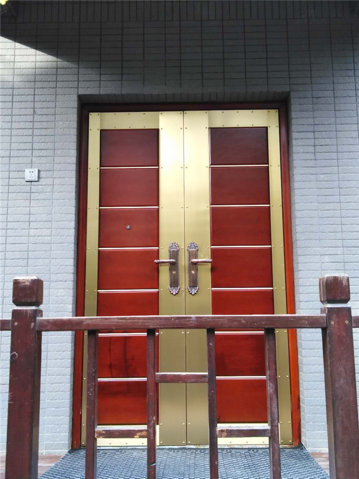 西安曲江華僑城108坊別墅入戶銅門，金碧輝煌純銅門