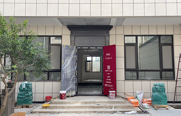 渭南蒲城農村別墅銅門，西安天卓銅門制作現場